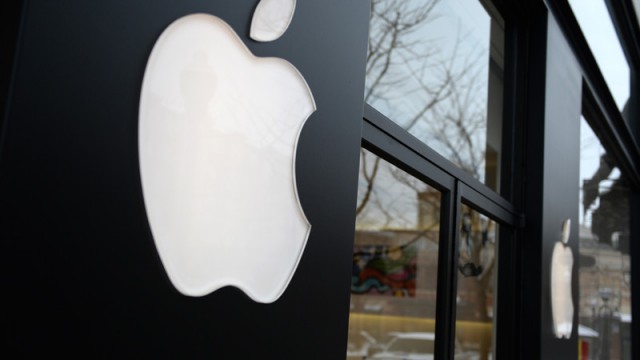 Apple quarterly earnings report