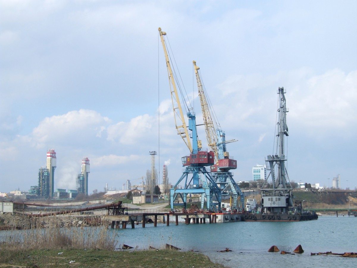 10:52 by Виктория Франчук Американская компания инвестирует $100 млн в украинский порт