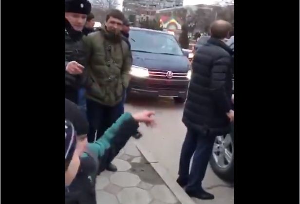 «Уезжай отсюда, не нужен ты нам»: как дети провожали Путина в Махачкале