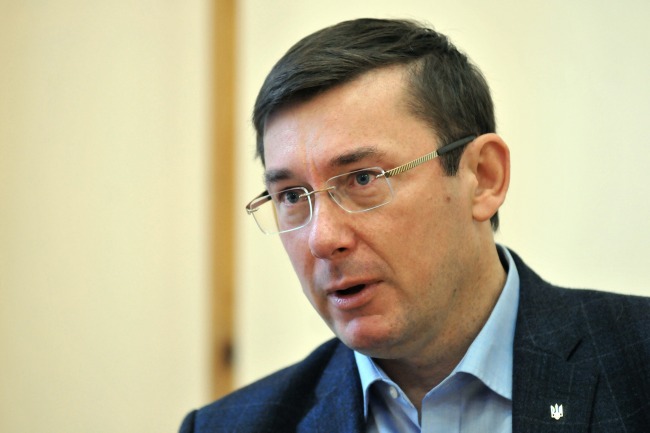 Луценко: Тумгоев за два года не предоставил доказательств участия в боевых действиях