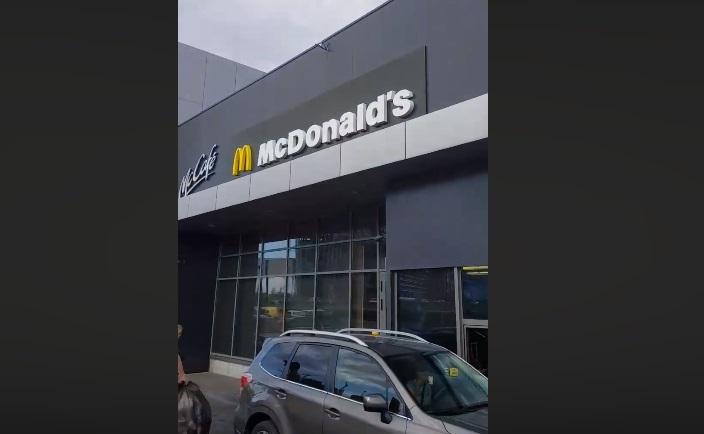 Киевский McDonald’s попал в языковой скандал